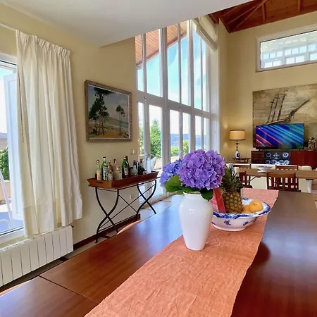 The Cliffs - A Pedrinha *