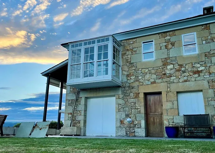 The Cliffs - A Pedrinha Вивейро